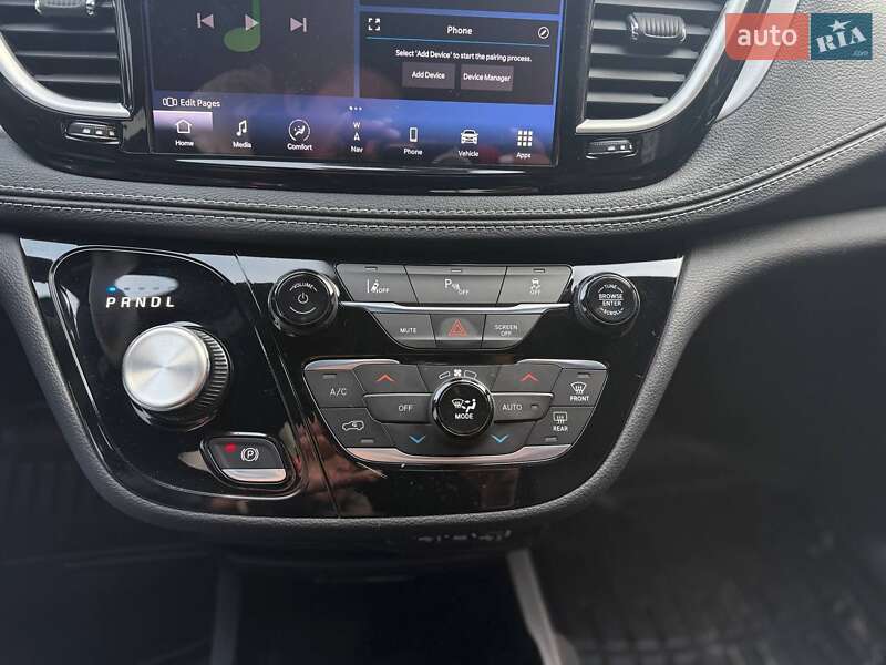 Минивэн Chrysler Pacifica 2023 в Киеве фото 24 Минивэн Chrysler Pacifica 2023 в Киеве