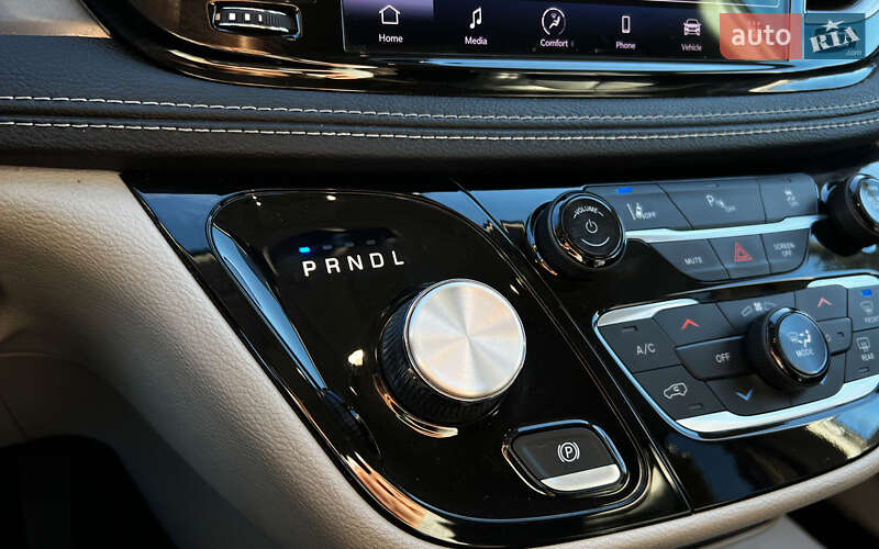 Минивэн Chrysler Pacifica 2022 в Львове