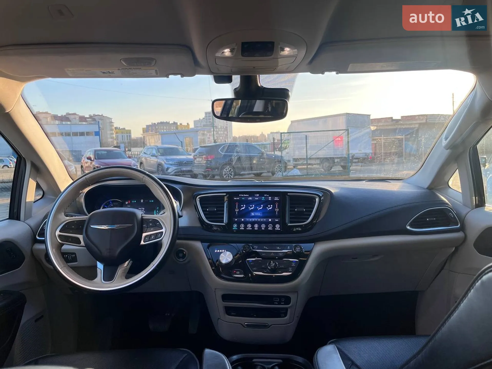 2018 Chrysler Pacifica - мініатюра 17