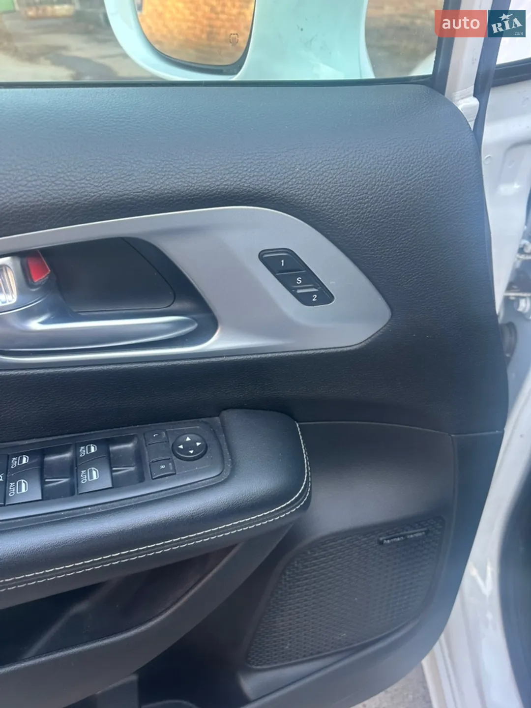 2021 Chrysler Pacifica - мініатюра 16