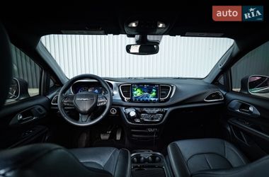 Мінівен Chrysler Pacifica 2021 в Харкові
