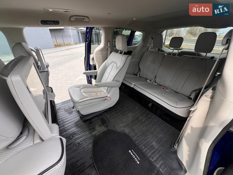 Минивэн Chrysler Pacifica 2020 в Черкассах