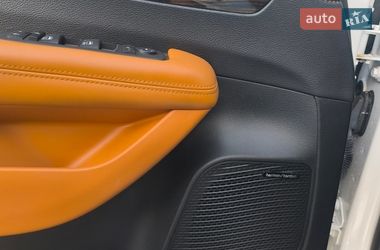 Минивэн Chrysler Pacifica 2023 в Киеве