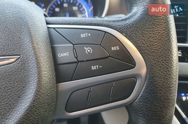 Минивэн Chrysler Pacifica 2020 в Киеве