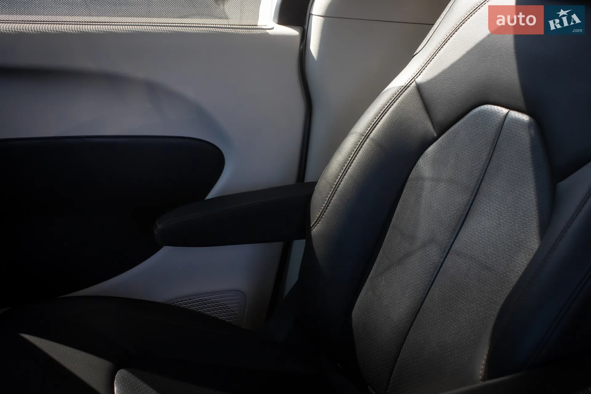 2019 Chrysler Pacifica - мініатюра 41