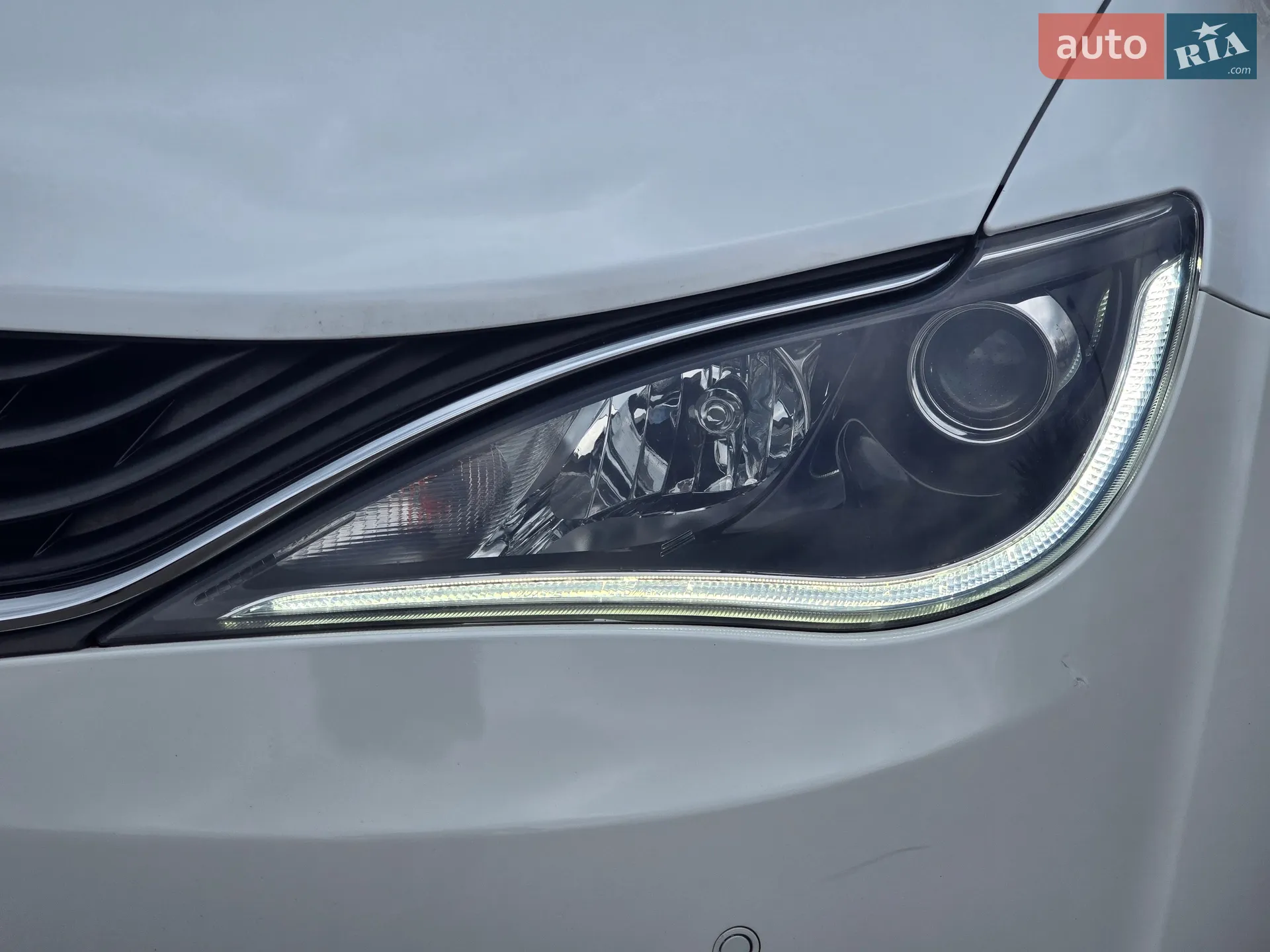 2017 Chrysler Pacifica - мініатюра 7