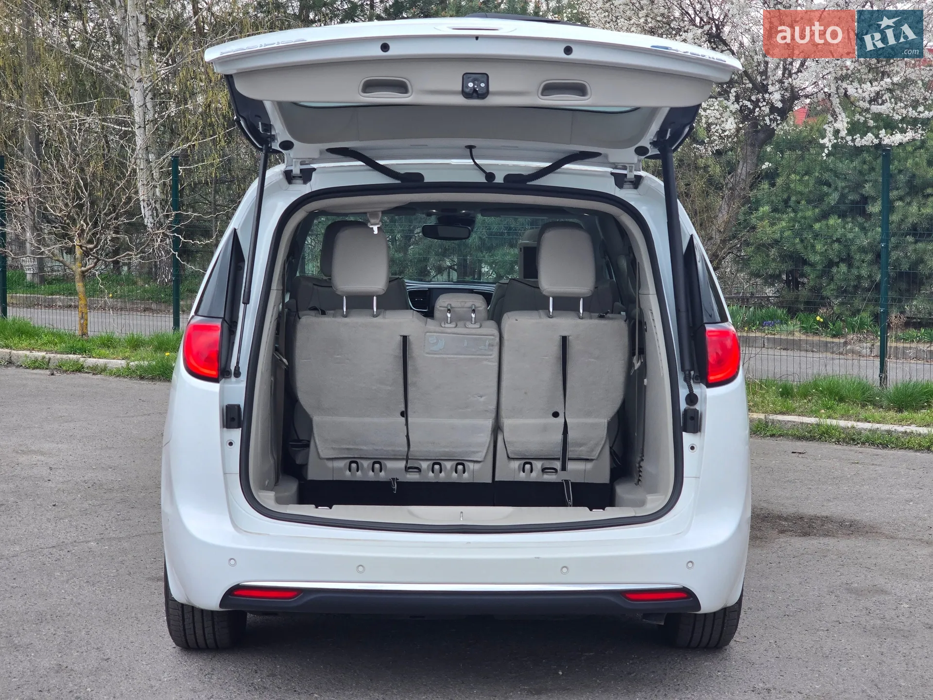 2017 Chrysler Pacifica - мініатюра 116