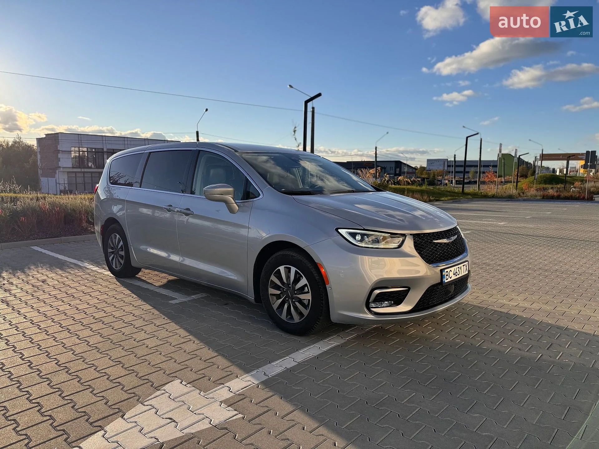 2022 Chrysler Pacifica - мініатюра 2