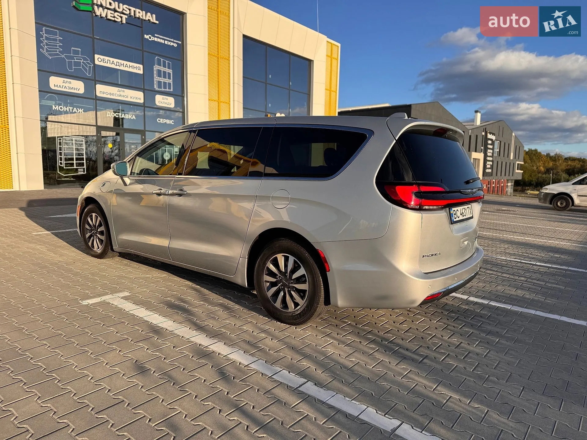 2022 Chrysler Pacifica - мініатюра 11