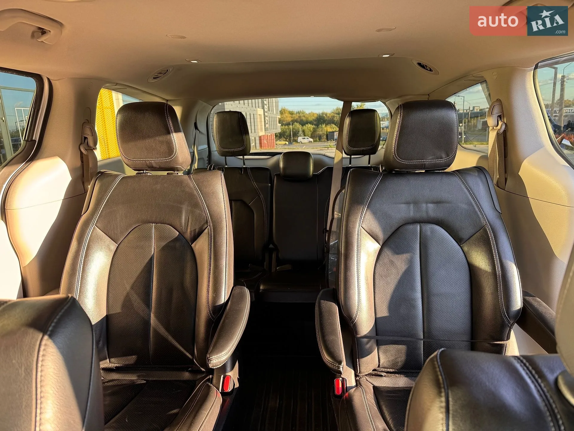 2022 Chrysler Pacifica - мініатюра 16