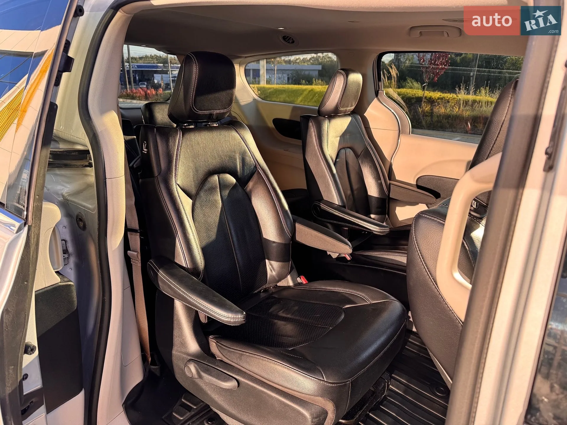 2022 Chrysler Pacifica - мініатюра 22