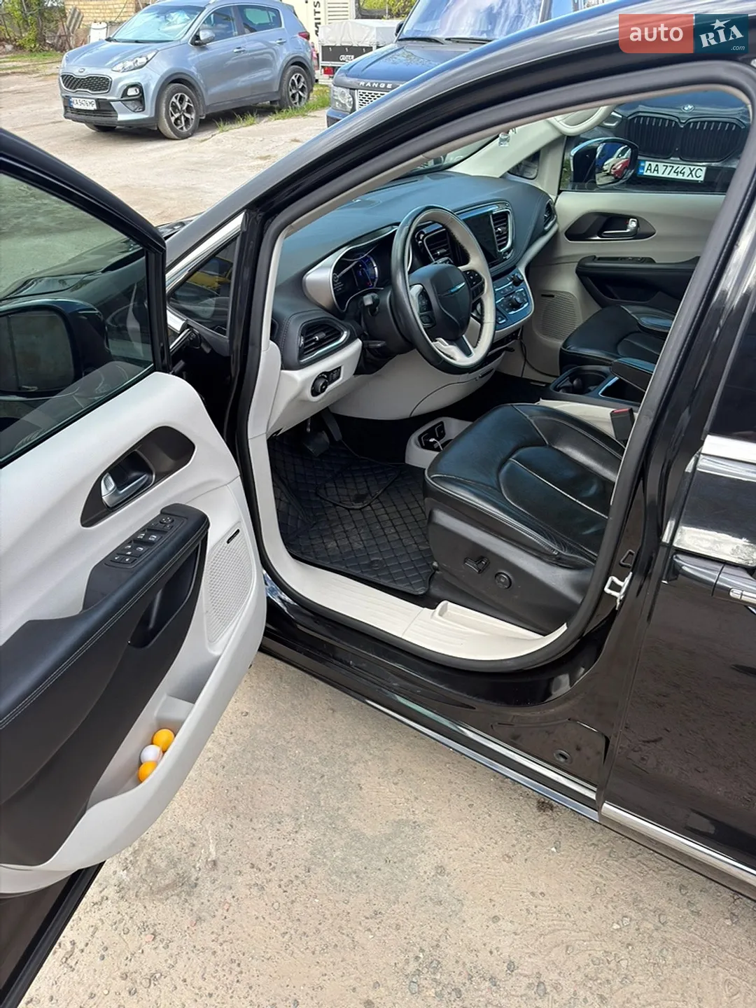 2018 Chrysler Pacifica - мініатюра 8