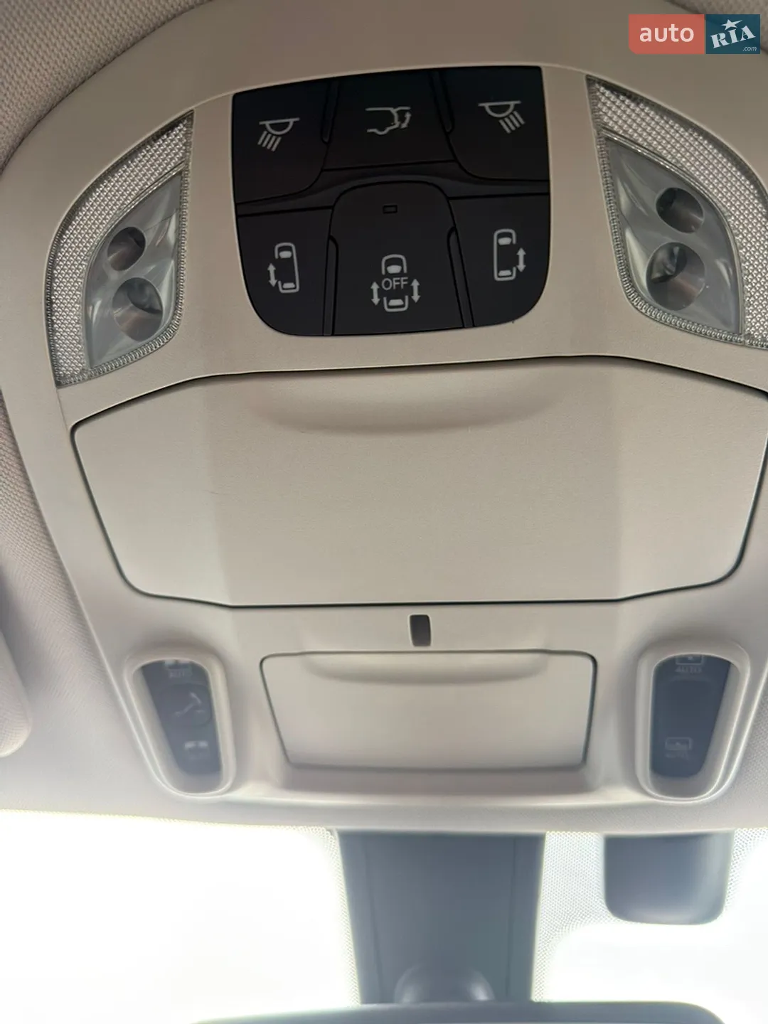 2018 Chrysler Pacifica - мініатюра 14