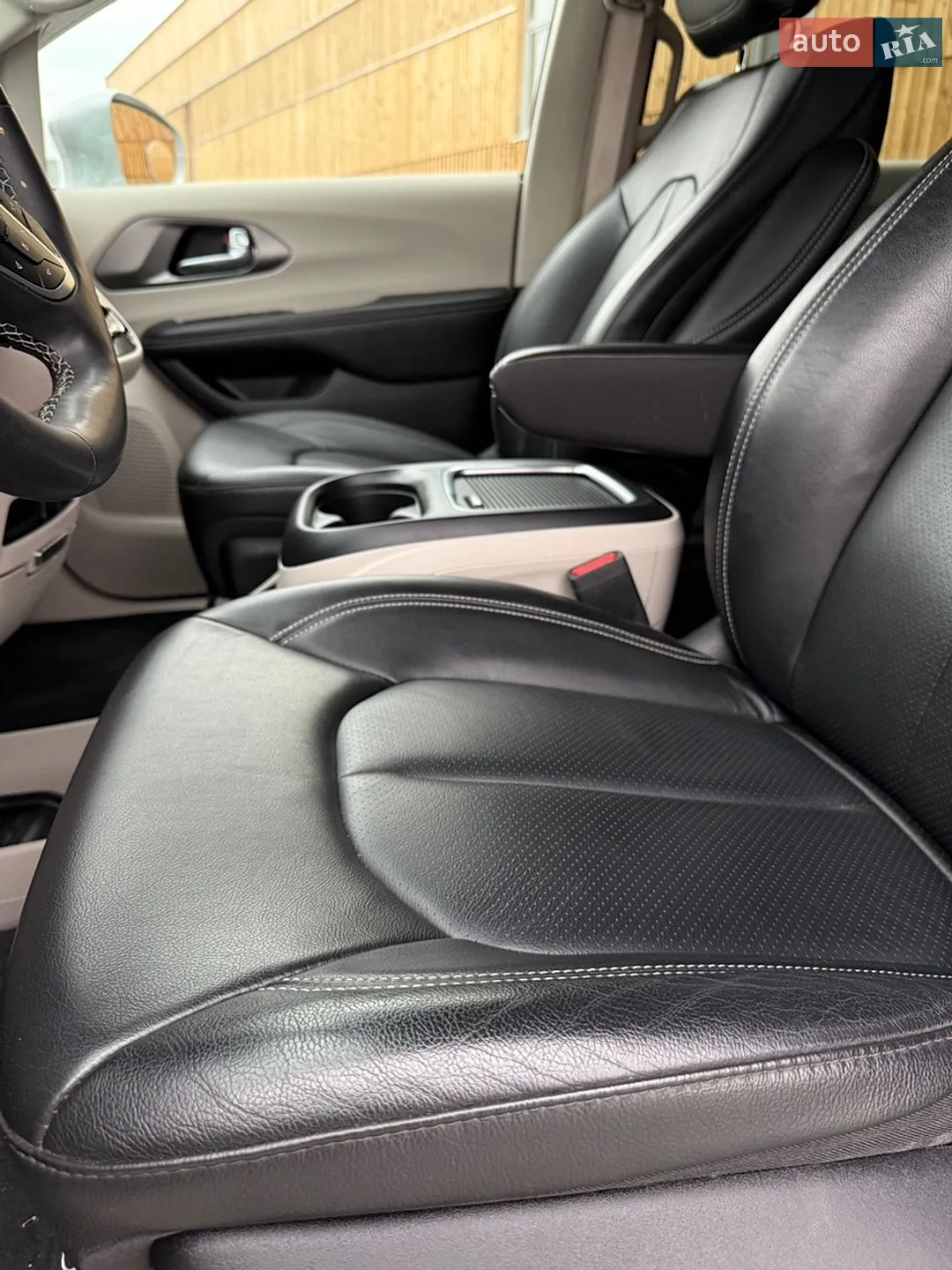 2022 Chrysler Pacifica - мініатюра 16
