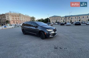 Минивэн Chrysler Pacifica 2021 в Харькове