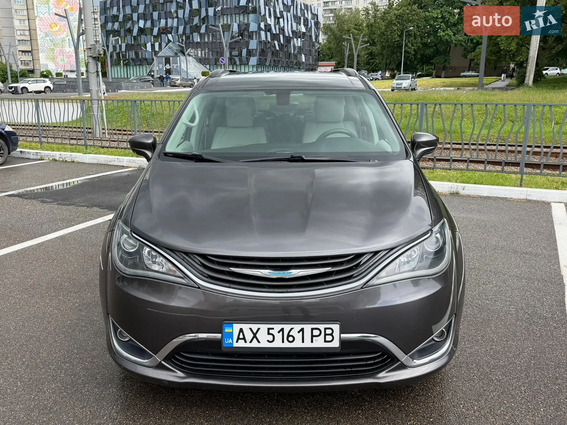 2017 Chrysler Pacifica - мініатюра 12