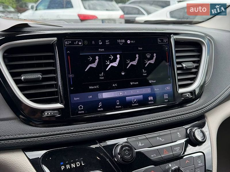 Минивэн Chrysler Pacifica 2022 в Львове