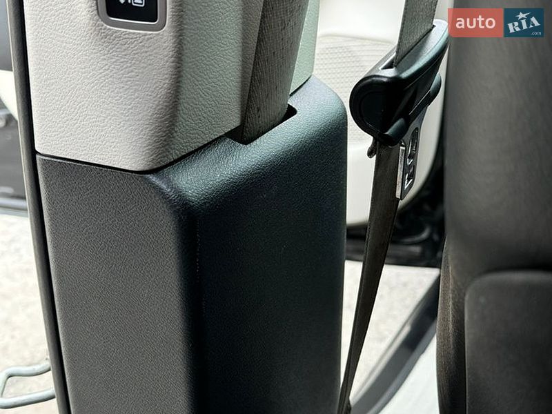 Универсал Chrysler Pacifica 2019 в Ровно