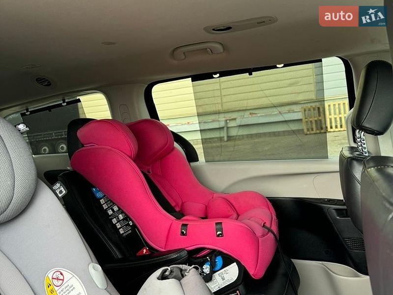 Универсал Chrysler Pacifica 2019 в Ровно