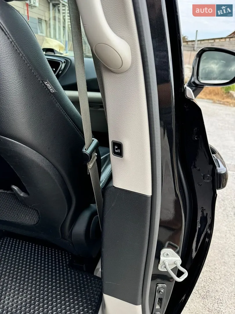2019 Chrysler Pacifica - мініатюра 30