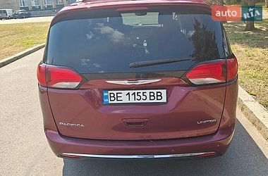 Минивэн Chrysler Pacifica 2018 в Николаеве