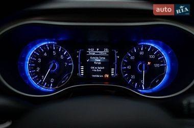 Мінівен Chrysler Pacifica 2018 в Києві