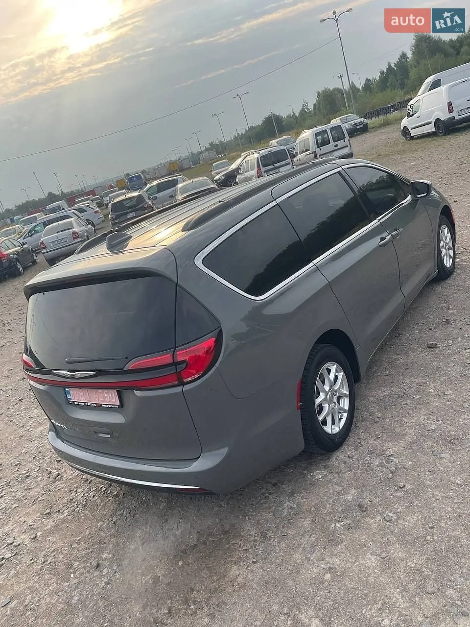 2022 Chrysler Pacifica - мініатюра 4