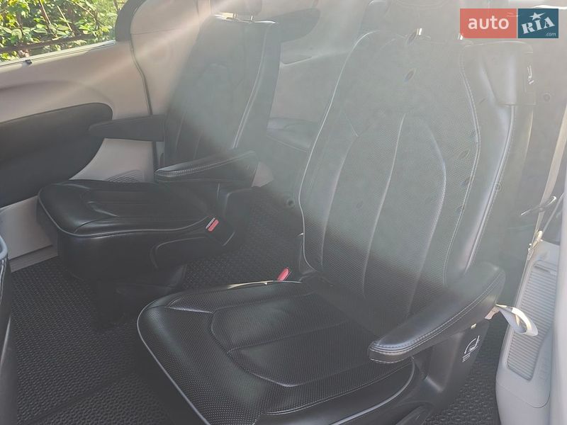 Универсал Chrysler Pacifica 2019 в Виннице фото 9 Универсал Chrysler Pacifica 2019 в Виннице