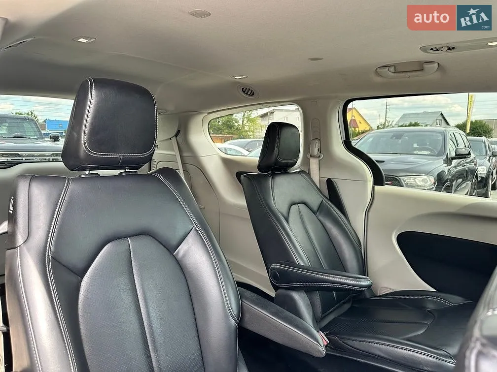 2023 Chrysler Pacifica - мініатюра 28