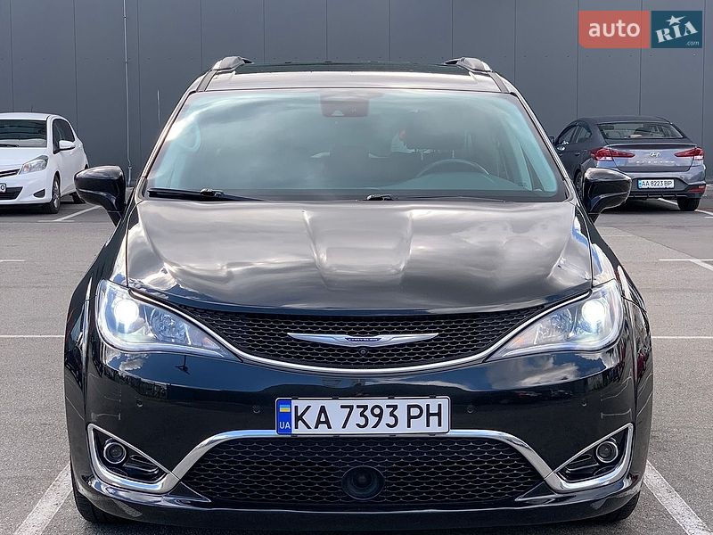 Chrysler Pacifica 2018