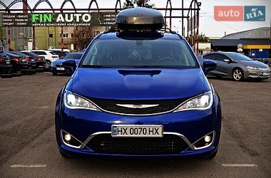 Минивэн Chrysler Pacifica 2018 в Черкассах фото 2 Минивэн Chrysler Pacifica 2018 в Черкассах