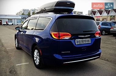 Минивэн Chrysler Pacifica 2018 в Черкассах фото 5 Минивэн Chrysler Pacifica 2018 в Черкассах