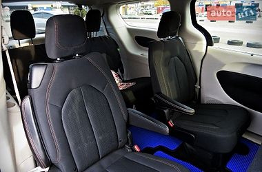 Минивэн Chrysler Pacifica 2018 в Черкассах фото 26 Минивэн Chrysler Pacifica 2018 в Черкассах