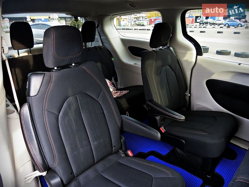 Минивэн Chrysler Pacifica 2018 в Черкассах фото 26 Минивэн Chrysler Pacifica 2018 в Черкассах