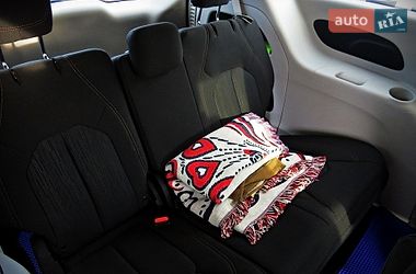 Минивэн Chrysler Pacifica 2018 в Черкассах фото 30 Минивэн Chrysler Pacifica 2018 в Черкассах