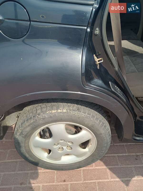 Хэтчбек Chrysler PT Cruiser 2001 в Сарнах