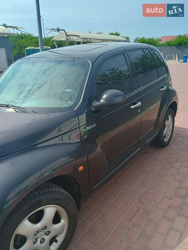 Хэтчбек Chrysler PT Cruiser 2001 в Сарнах