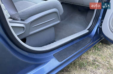 Хэтчбек Chrysler PT Cruiser 2005 в 