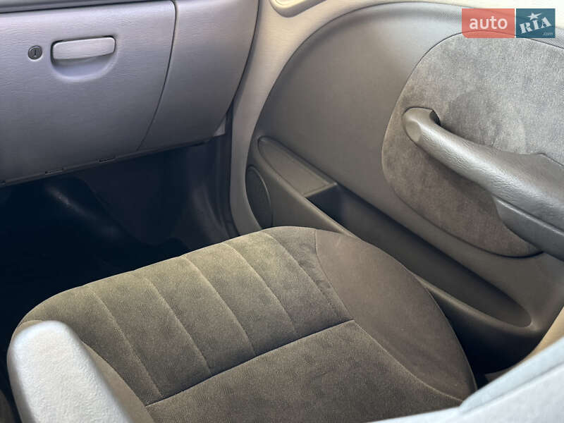 Хэтчбек Chrysler PT Cruiser 2001 в Днепре