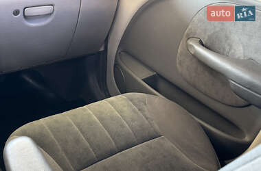 Хэтчбек Chrysler PT Cruiser 2001 в 