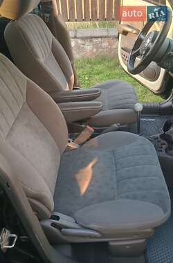 Хэтчбек Chrysler PT Cruiser 2001 в 