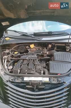 Хэтчбек Chrysler PT Cruiser 2001 в 