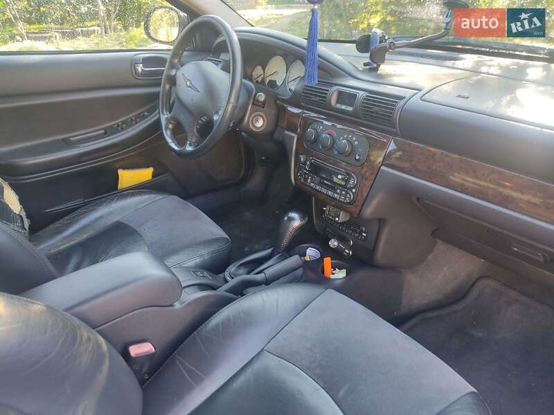 Седан Chrysler Sebring 2003 в Одессе