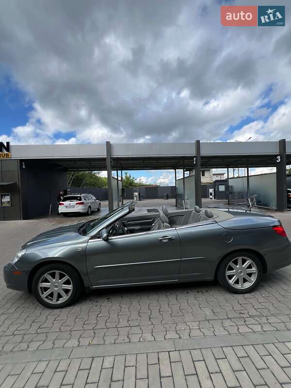 Седан Chrysler Sebring 2007 в Львове