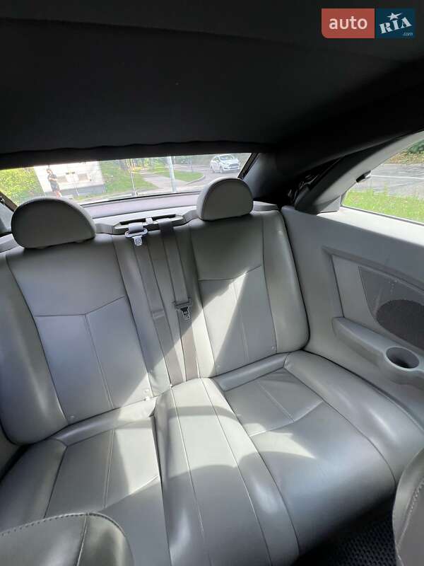 Седан Chrysler Sebring 2007 в Львове