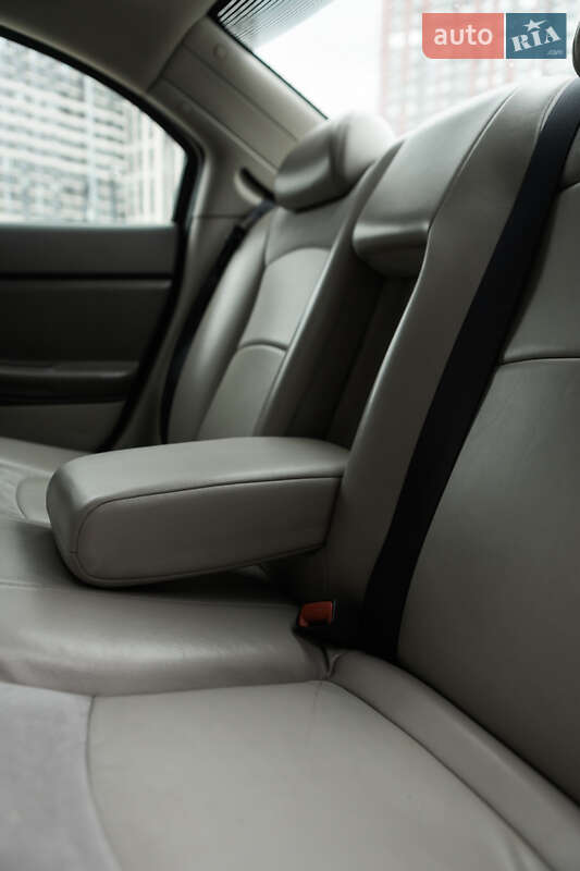 Седан Chrysler Sebring 2006 в Києві