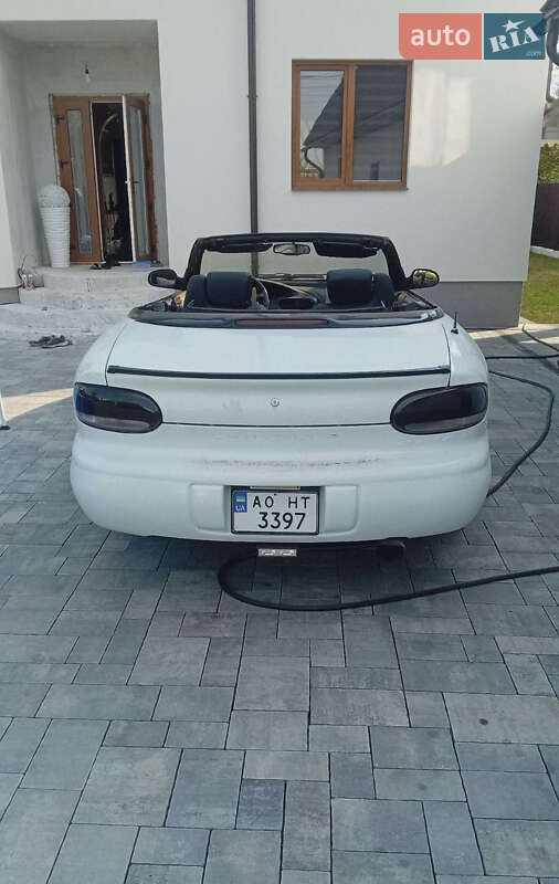 Кабриолет Chrysler Sebring 1999 в Солотвине