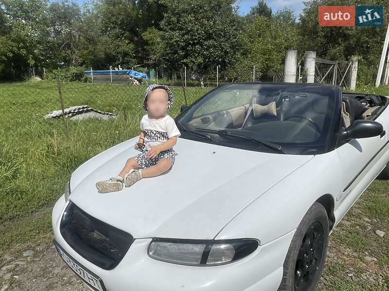 Кабриолет Chrysler Sebring 1999 в Солотвине