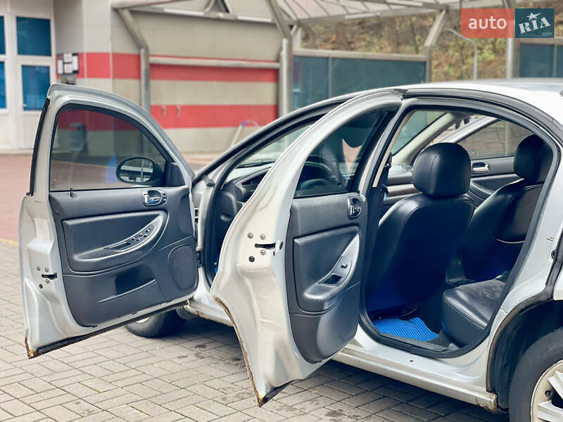 Седан Chrysler Sebring 2006 в Києві фото 38 Седан Chrysler Sebring 2006 в Києві