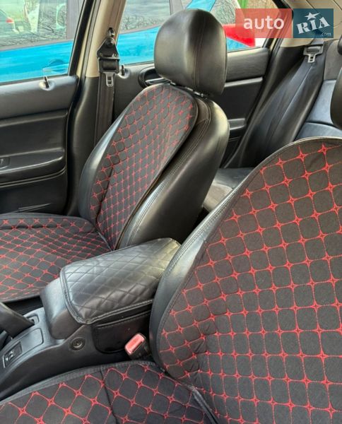 Седан Chrysler Sebring 2006 в Києві